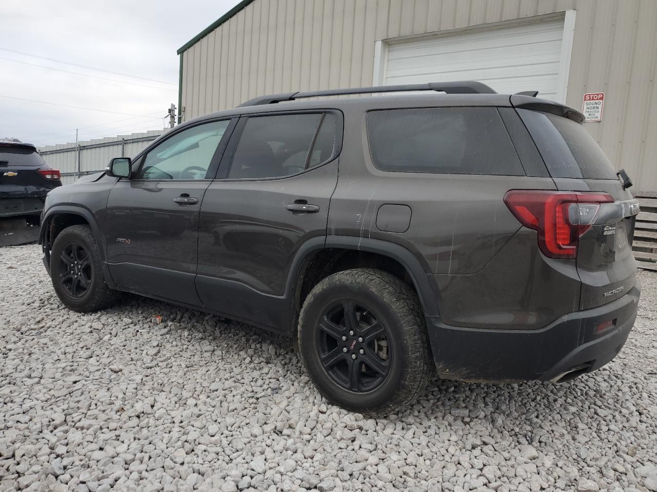 2020 GMC Acadia VIN 1GKKNLLSXLZ179063 Copart auction photo, front end / minor dent/scratches damage thumbnail 2