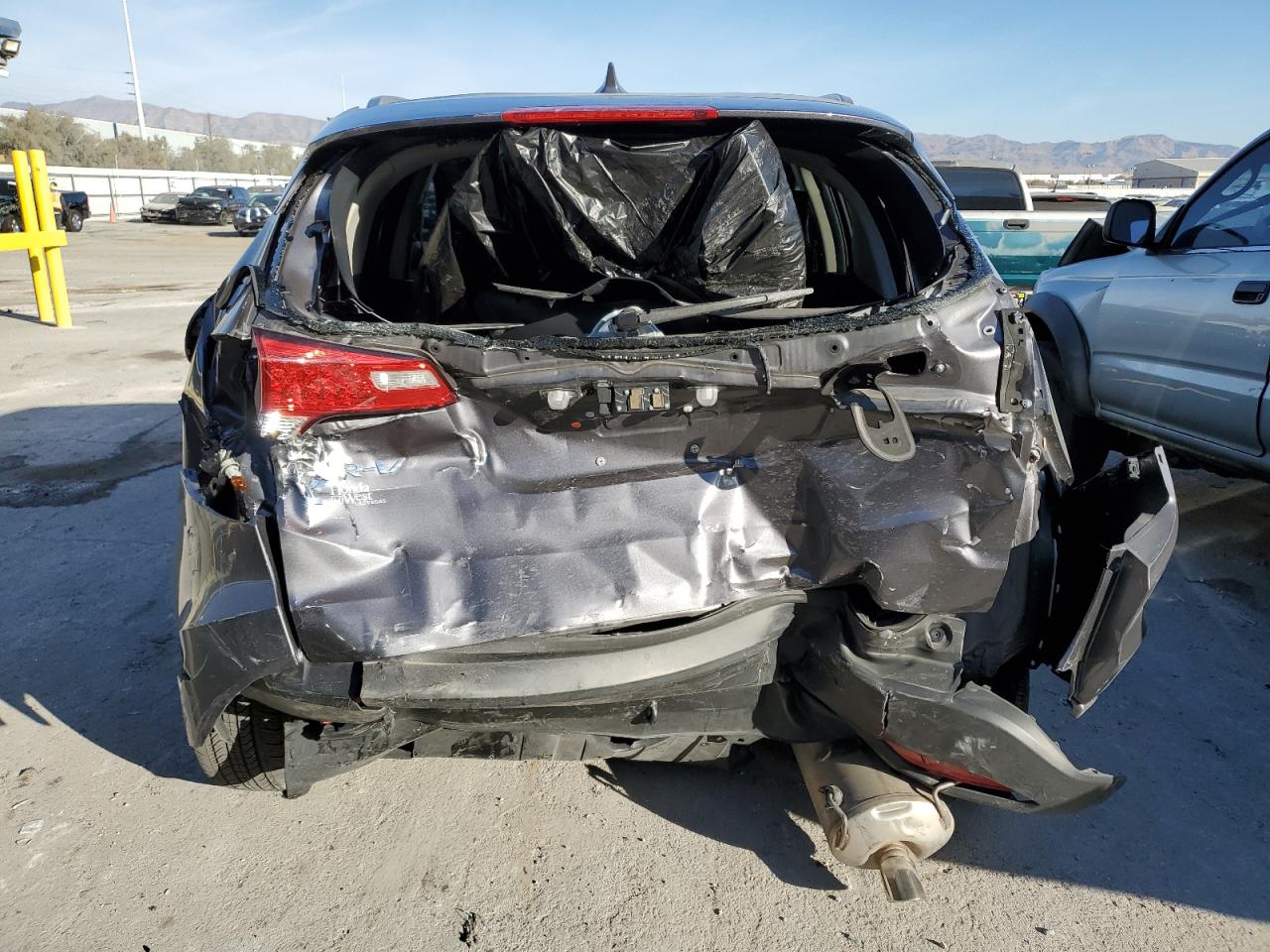2022 Honda HR-V VIN 3CZRU5H57NM702162 Copart auction photo, rear end / front end damage thumbnail 6