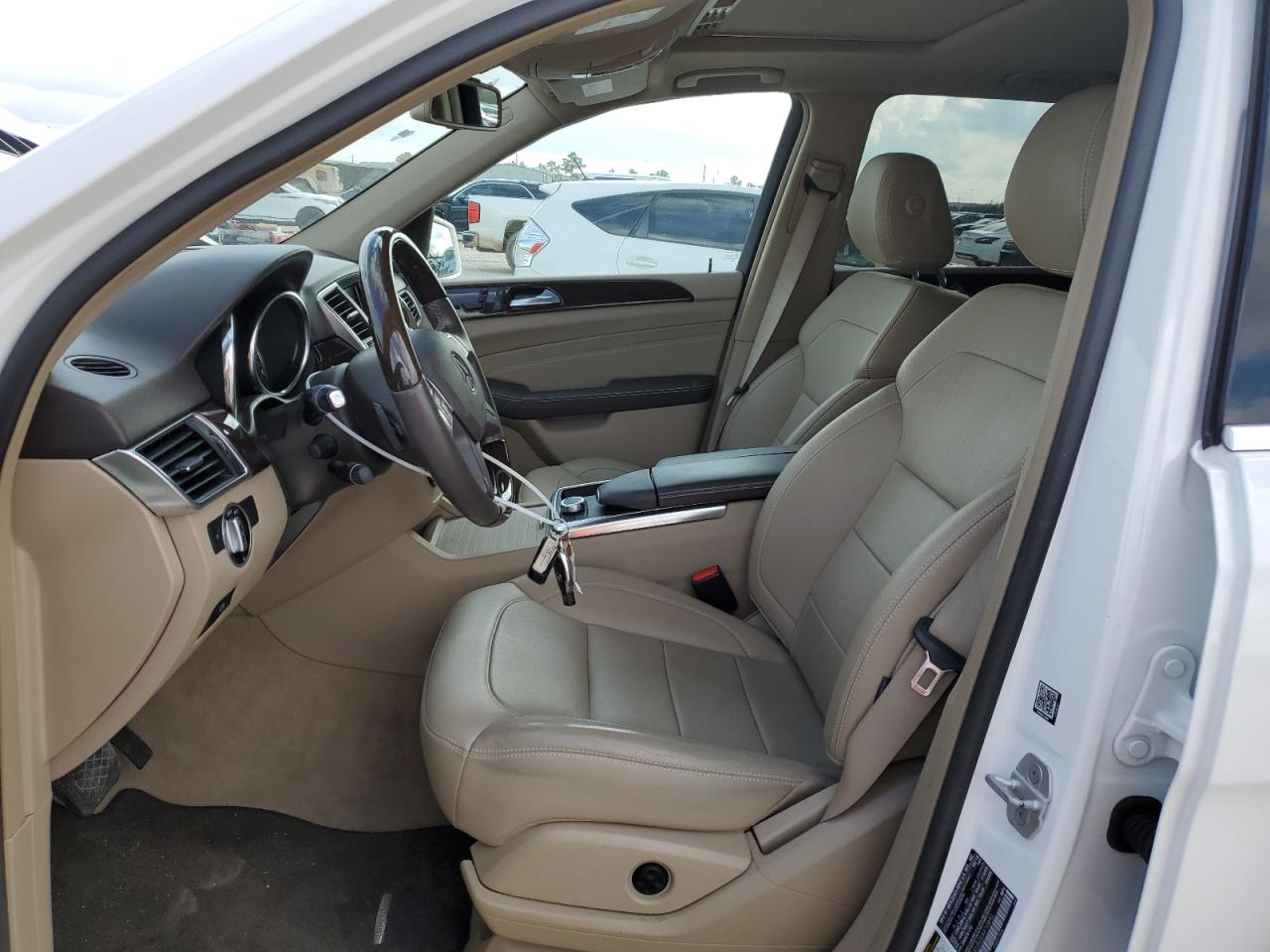 2014 Mercedes-Benz M-klasse VIN 4JGDA5JB2EA410890 Copart auction photo, front end damage thumbnail 7