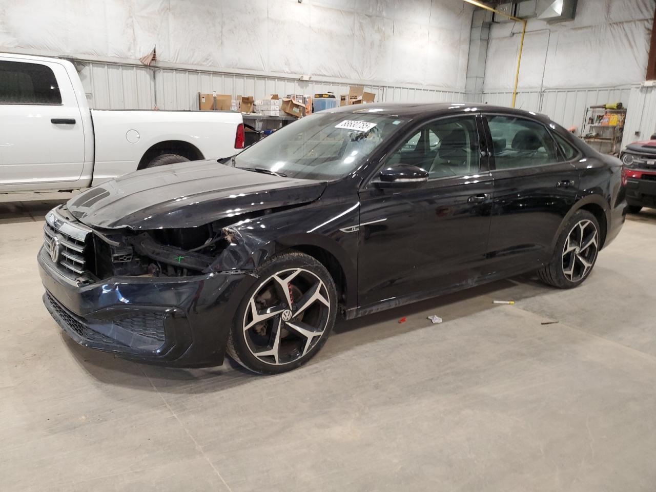 2020 Volkswagen Passat VIN 1VWMA7A32LC026910