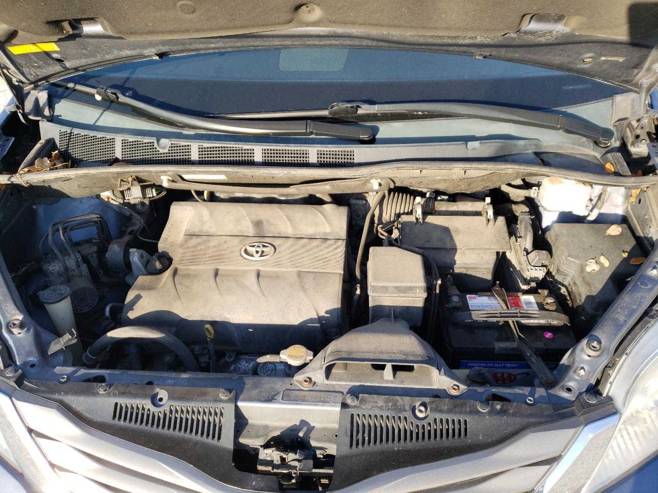 2013 Toyota Sienna VIN 5TDYK3DC5DS321277 Copart auction photo, rear end / side damage thumbnail 12