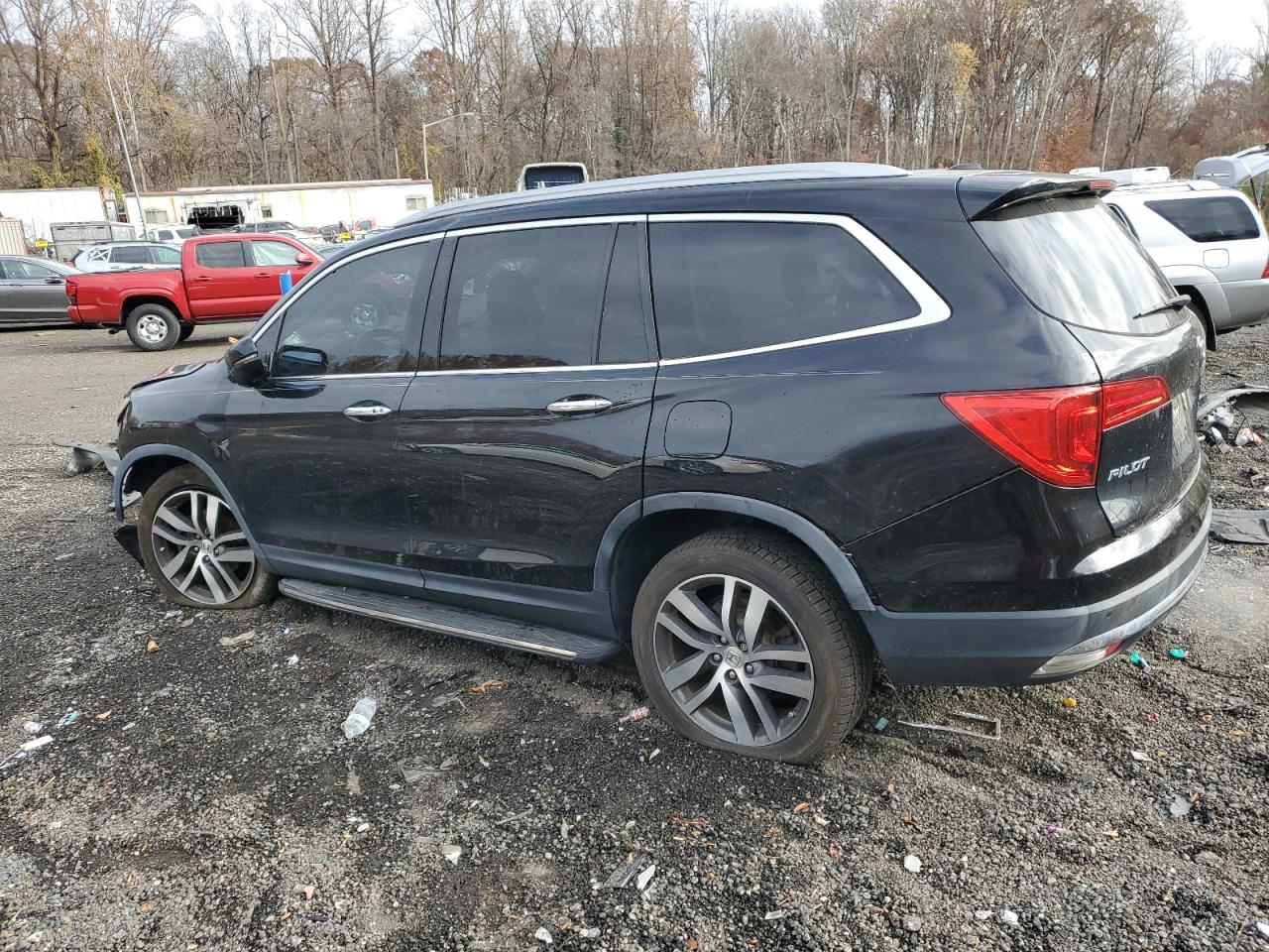 2016 Honda Pilot VIN 5FNYF6H05GB041681 Copart auction photo, front end / side damage thumbnail 2