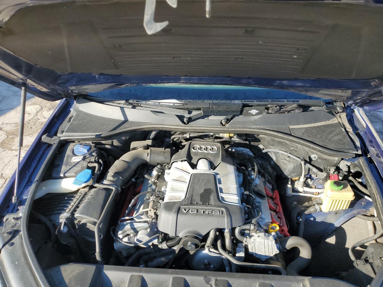 2015 Audi Q7 VIN WA1LGAFE8FD031283 Copart auction photo, front end / side damage thumbnail 14