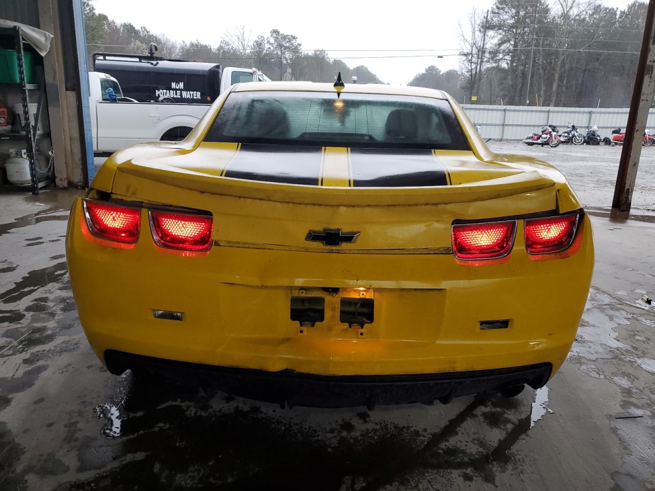 2013 Chevrolet Camaro VIN 2G1FB1E30D9111536 Copart auction photo, rear end / front end damage thumbnail 6