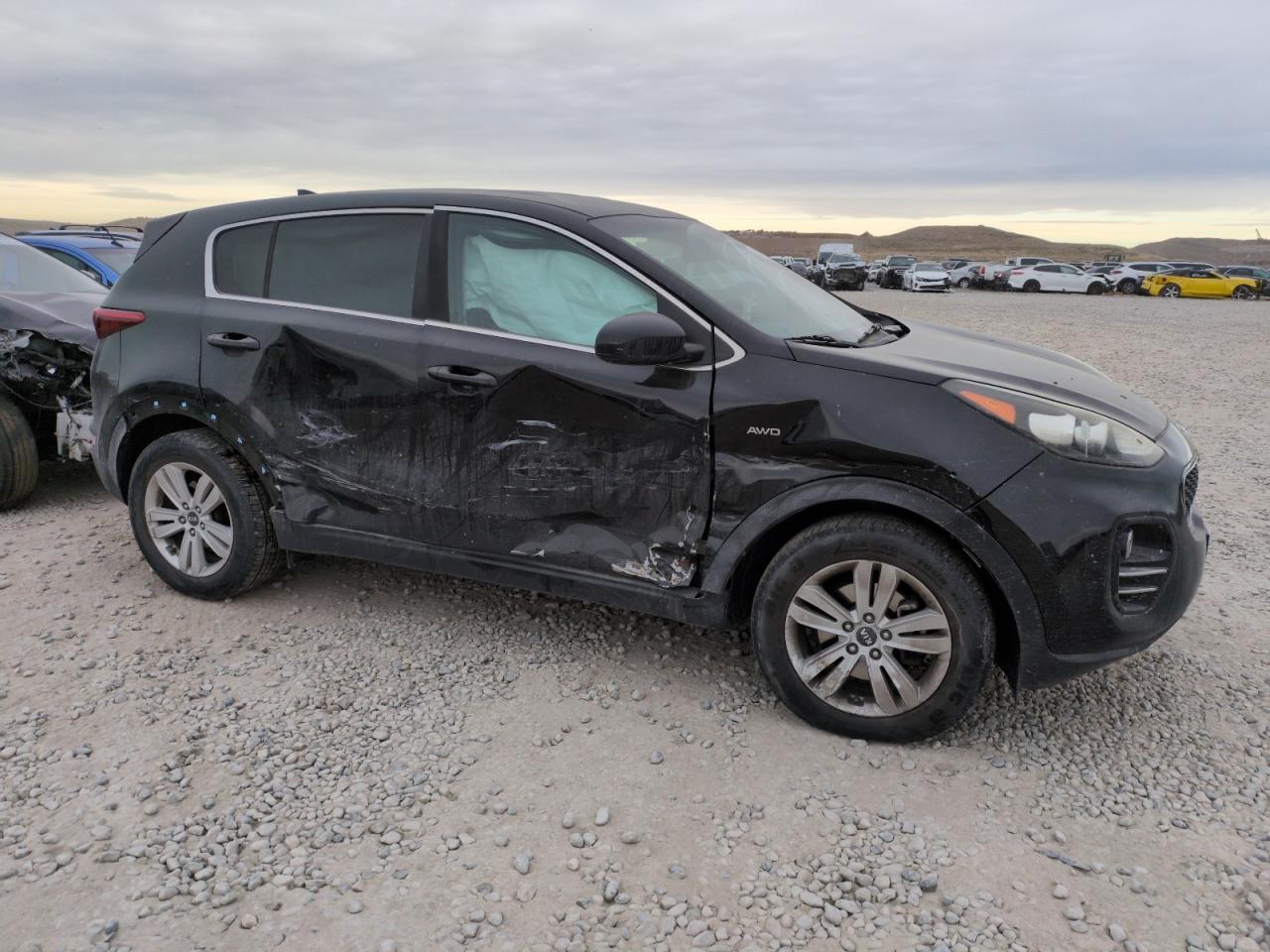 2018 KIA Sportage VIN KNDPMCAC9J7424699 Copart auction photo, side damage thumbnail 4