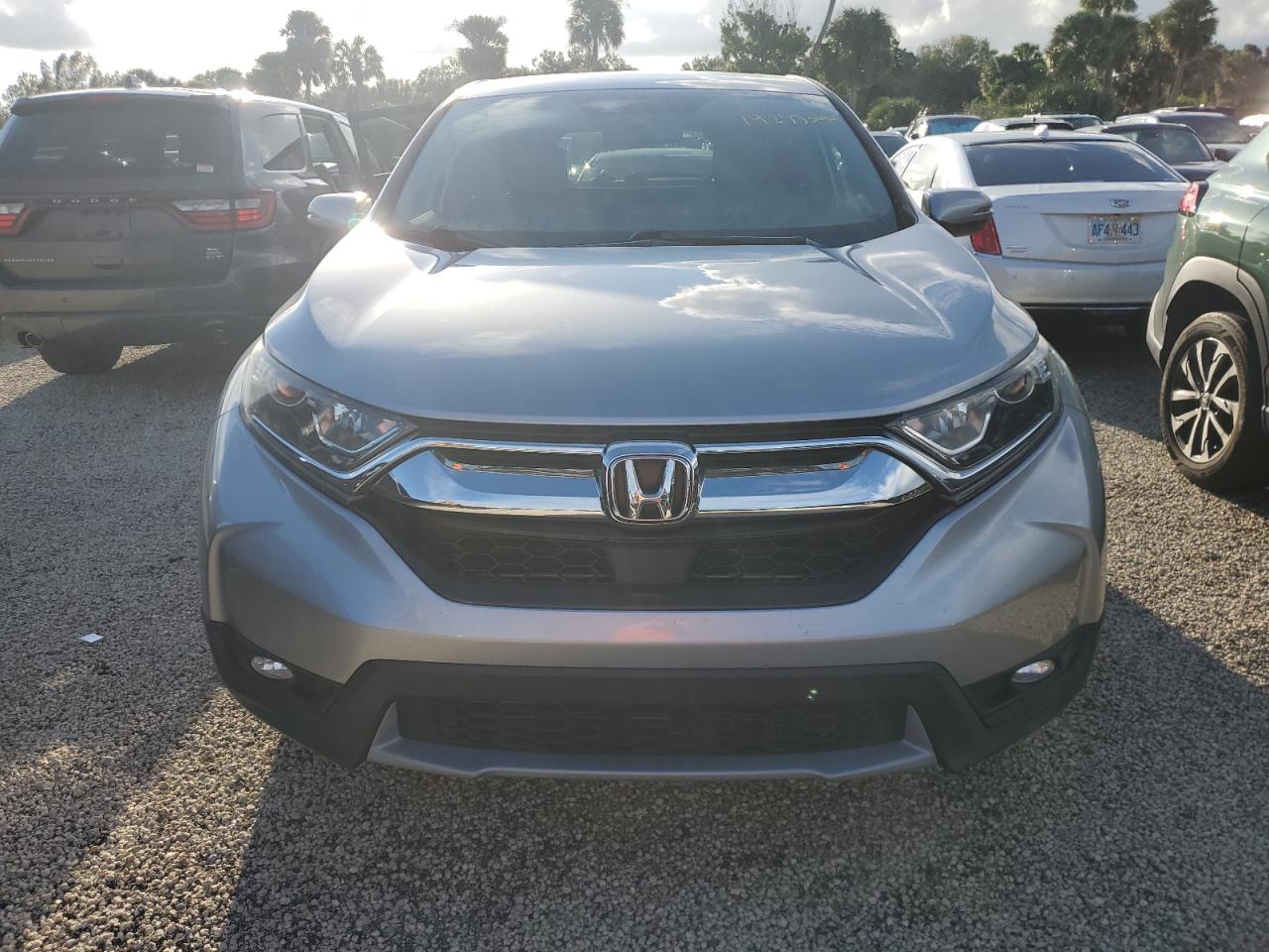2017 Honda CR-V VIN 7FARW1H8XHE019968 Copart auction photo, water/flood damage thumbnail 5