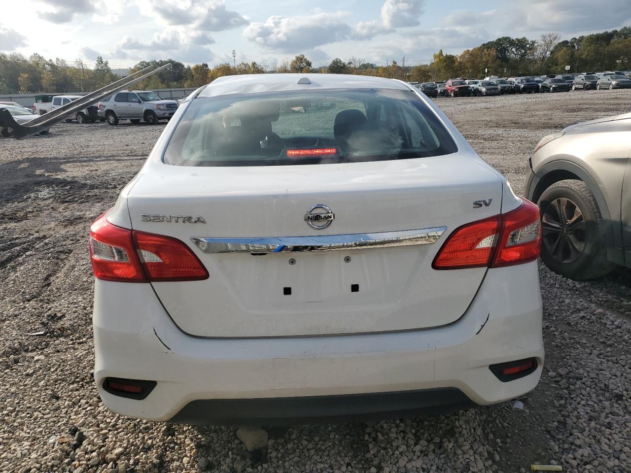 2017 Nissan Sentra VIN 3N1AB7AP4HL637297 Copart auction photo, side / front end damage thumbnail 6