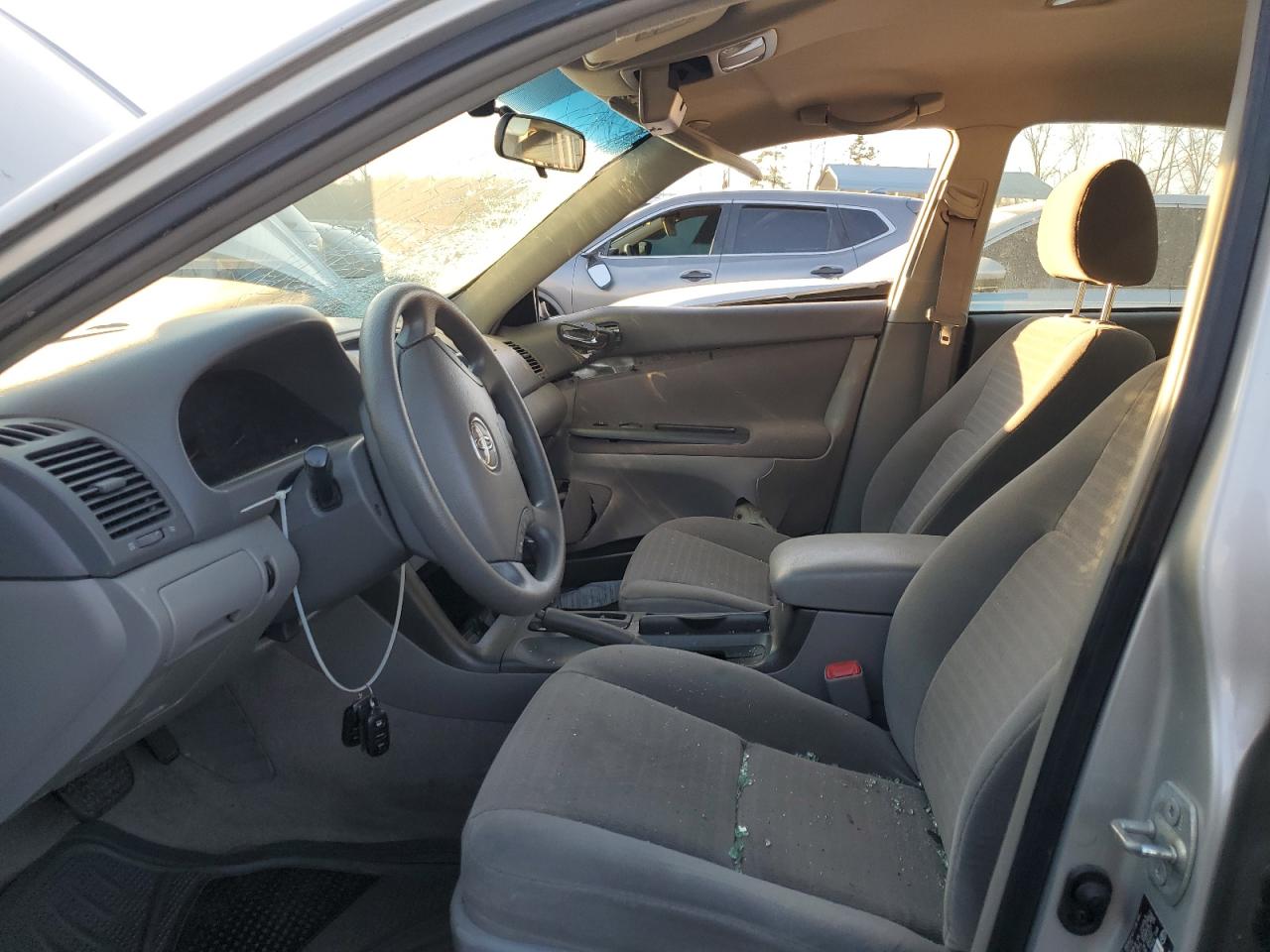 2005 Toyota Camry VIN 4T1BE32K75U050075 Copart auction photo, front end / side damage thumbnail 7