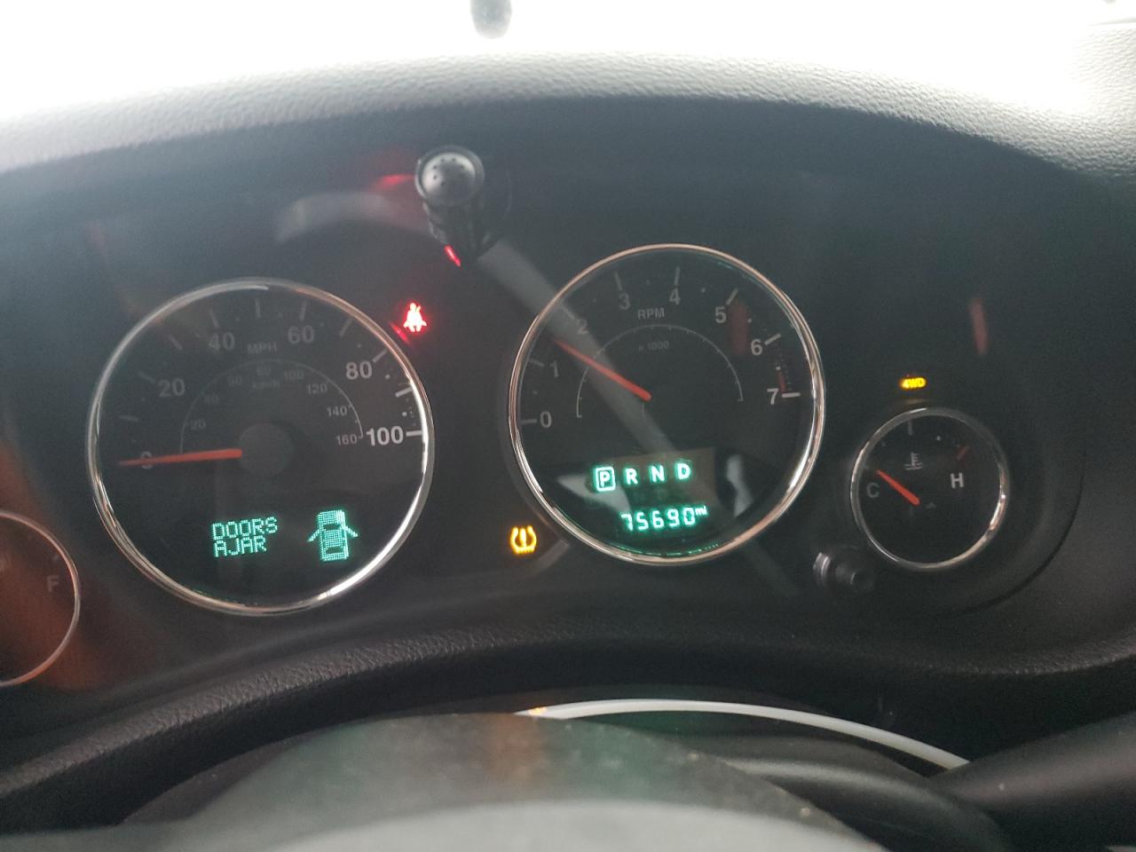2016 Jeep Wrangler VIN 1C4BJWDG2GL335639 Copart auction photo, rear end / side damage thumbnail 9