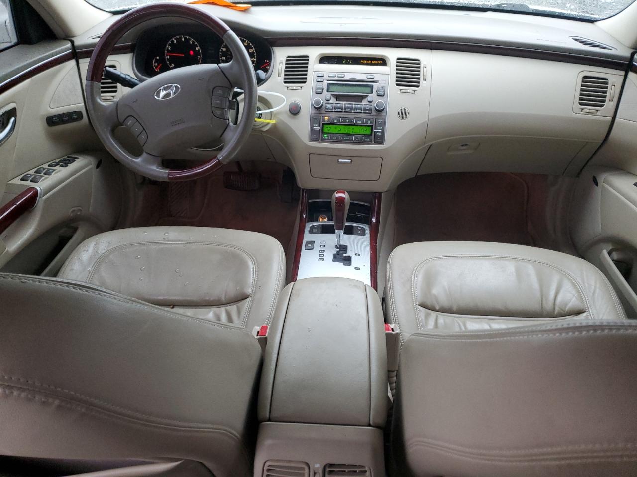 2007 Hyundai Azera VIN KMHFC46F47A171001 Copart auction photo, front end damage thumbnail 8