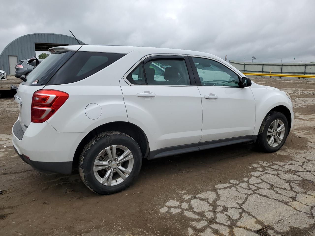 2016 Chevrolet Equinox VIN 2GNALBEK4G6179332 Copart auction photo, hail damage thumbnail 3