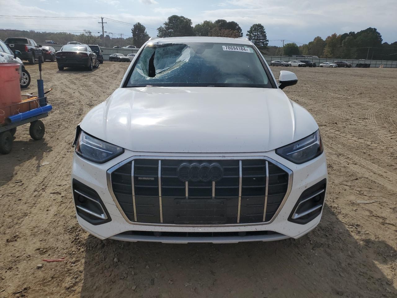 2023 Audi Q5 VIN WA1ABAFY7P2025827 Copart auction photo, front end / side damage thumbnail 5