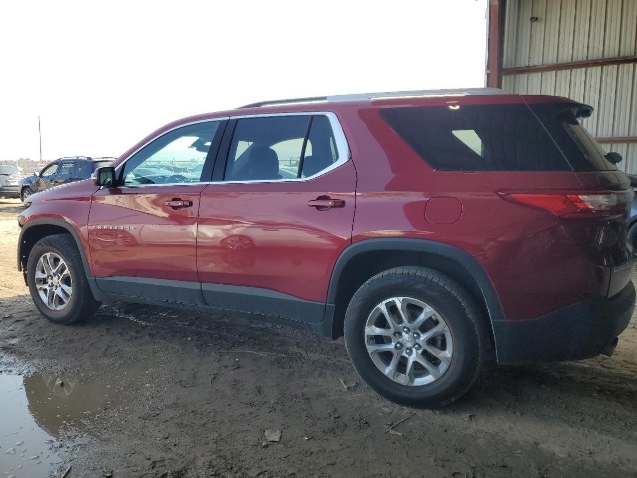 2018 Chevrolet Traverse VIN 1GNERGKW5JJ135922 Copart auction photo, front end / frame damage damage thumbnail 2