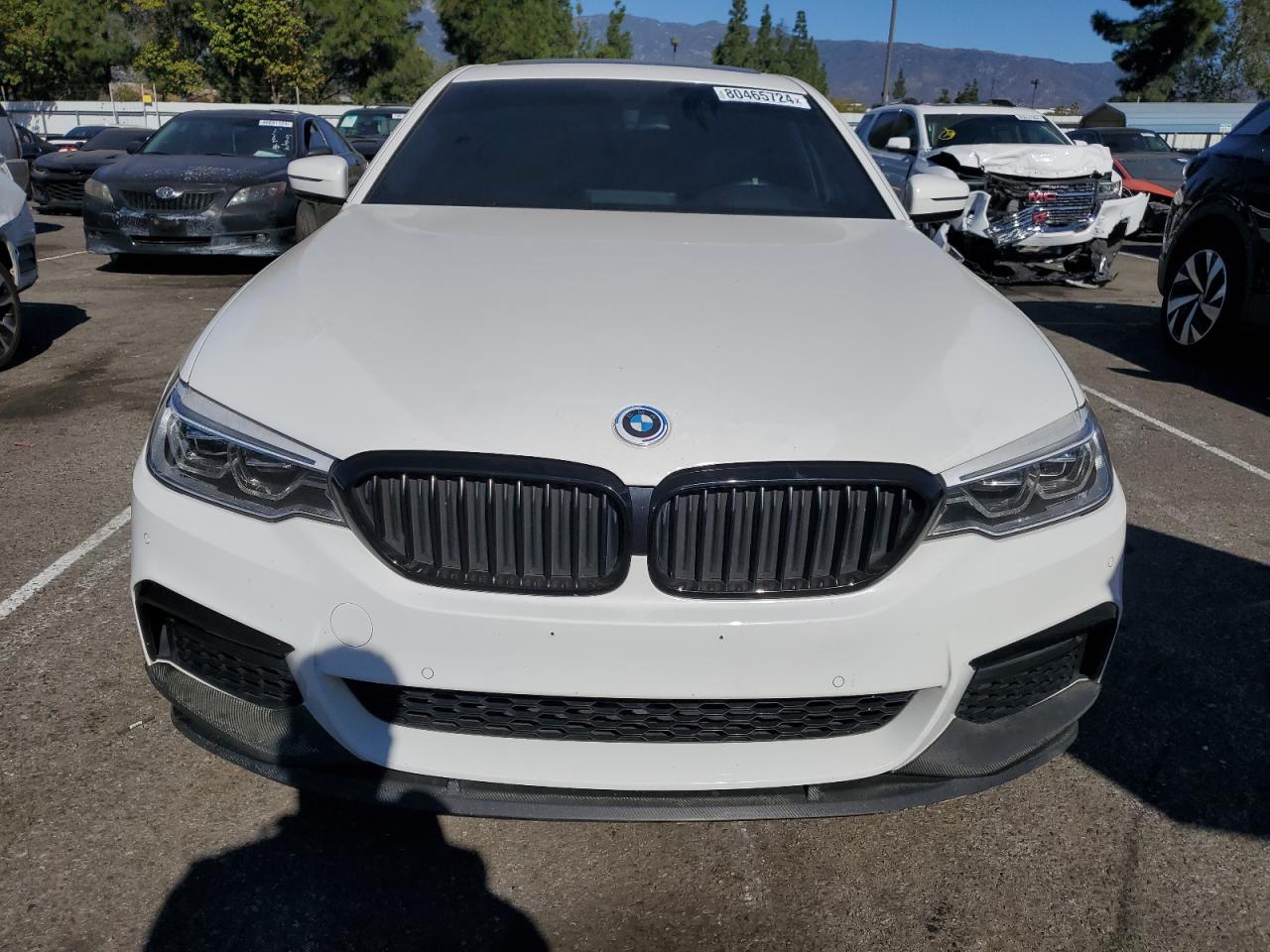 2017 BMW 5er VIN WBAJE5C33HG915840 Copart auction photo, side damage thumbnail 5