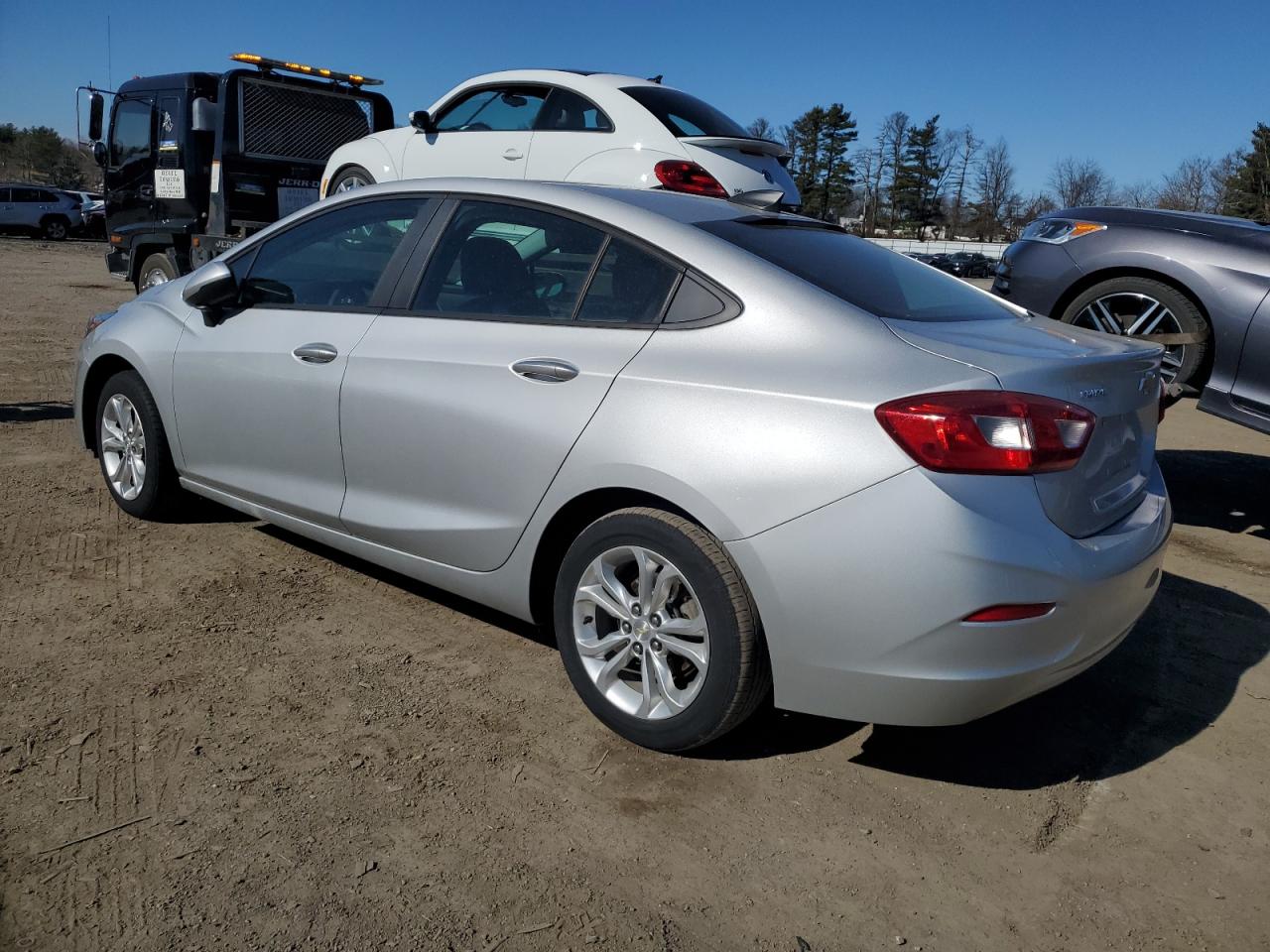 2019 Chevrolet Cruze VIN 1G1BC5SM8K7133301 Copart auction photo, front end / minor dent/scratches damage thumbnail 2
