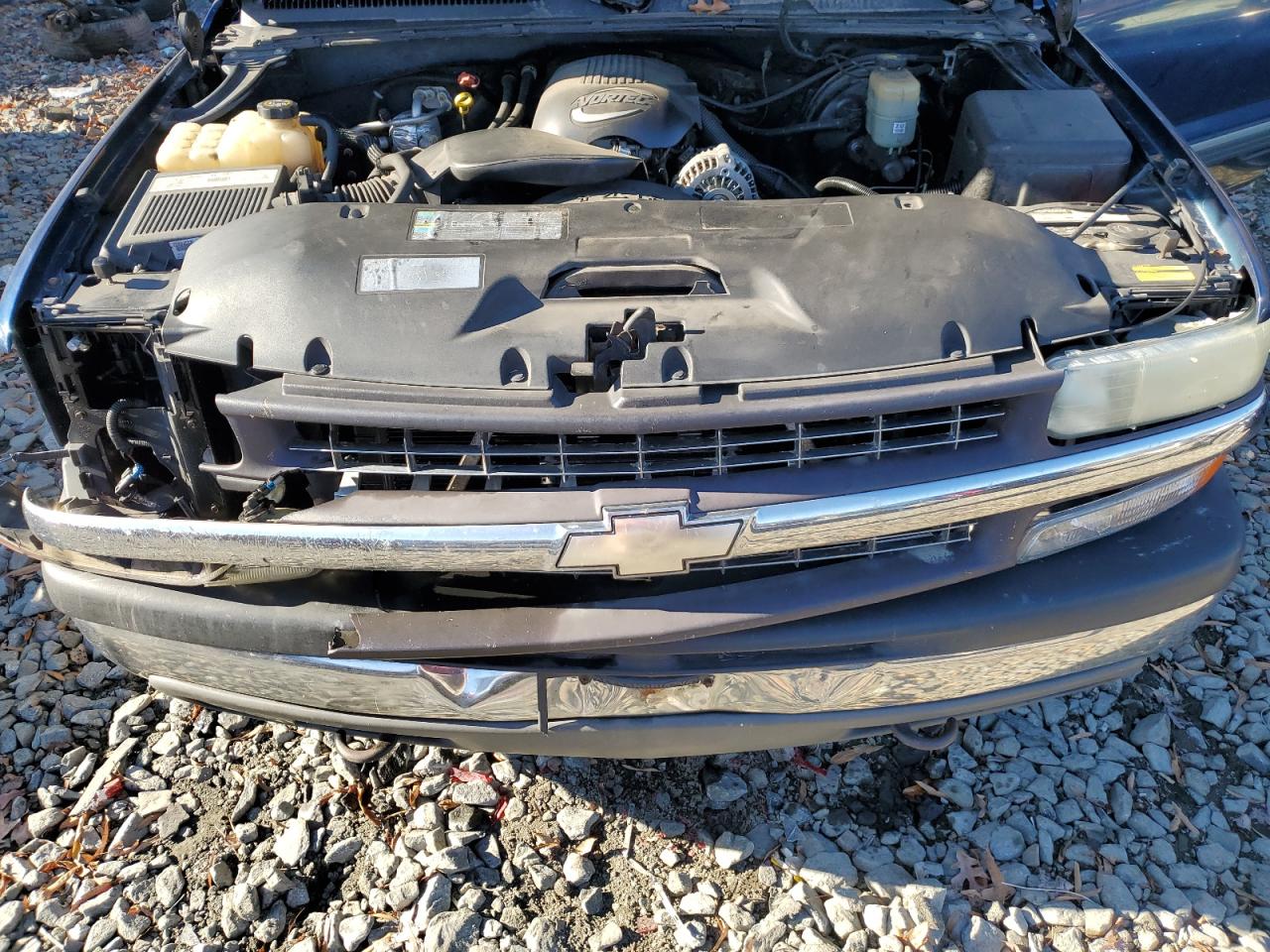 2002 Chevrolet Silverado VIN 1GCEK19T72E269122 Copart auction photo, front end / mechanical damage thumbnail 11