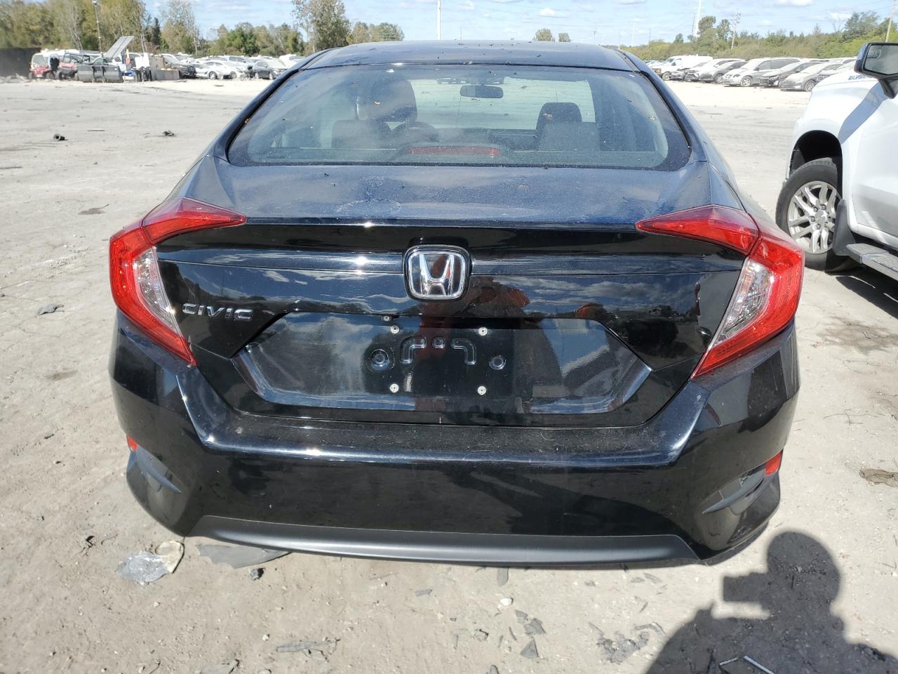 2016 Honda Civic VIN 19XFC2F50GE200507 Copart auction photo, front end damage thumbnail 6