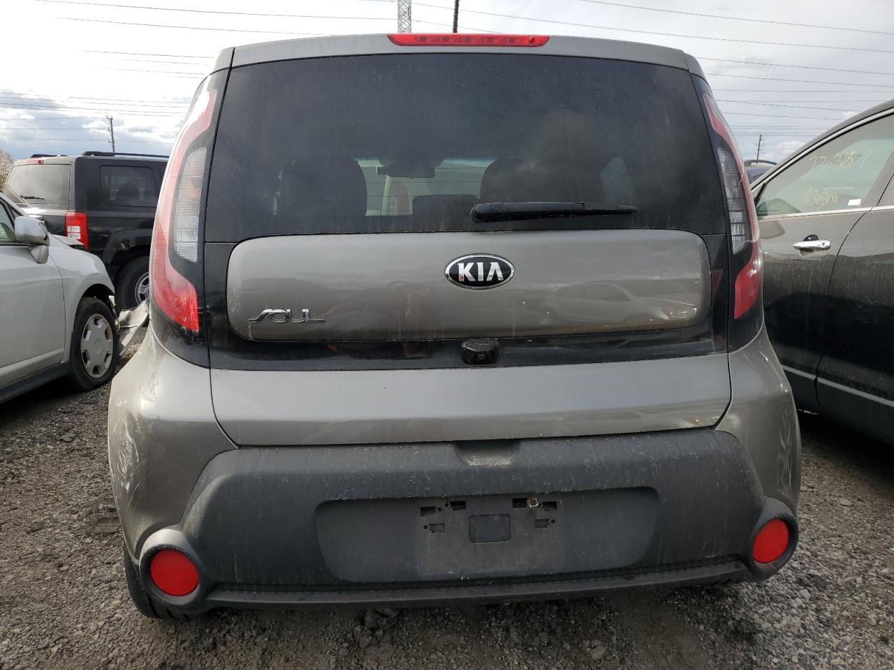 2016 KIA Soul VIN KNDJN2A26G7307496 Copart auction photo, all over damage thumbnail 6