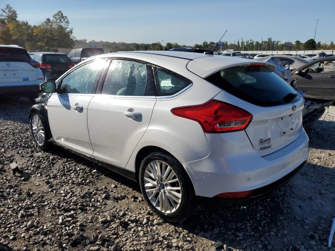 2018 Ford Focus VIN 1FADP3N22JL314019 Copart auction photo, front end damage thumbnail 2