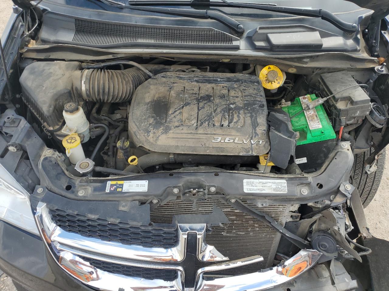2018 Dodge Caravan VIN 2C4RDGCG8JR299385 Copart auction photo, front end / side damage thumbnail 14