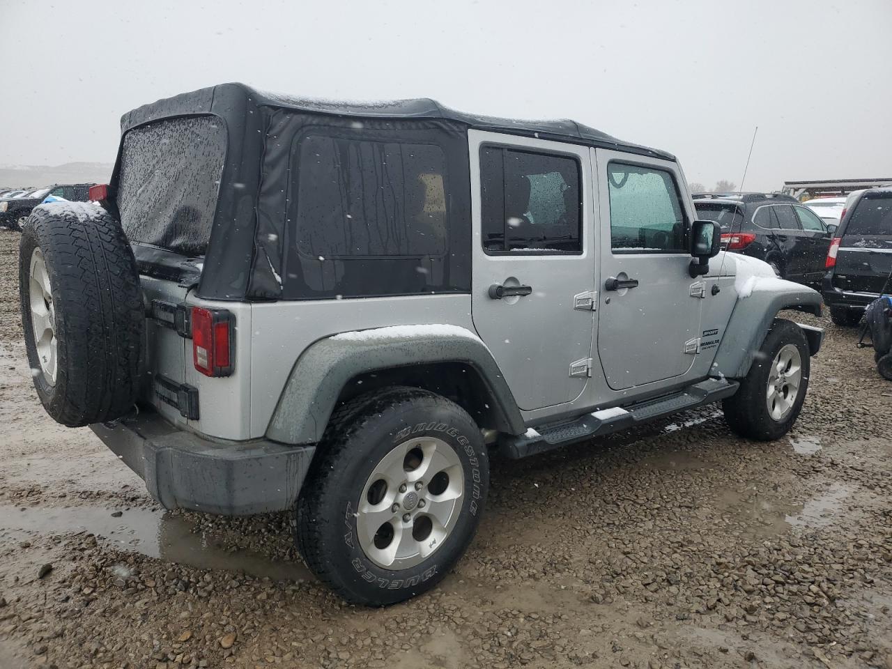 2011 Jeep Wrangler VIN 1J4BA3H11BL545592 Copart auction photo, normal wear damage thumbnail 3