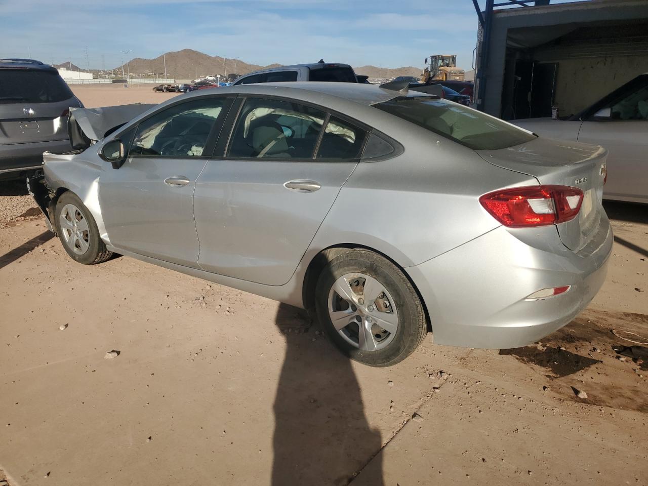 2018 Chevrolet Cruze VIN 1G1BC5SM9J7198060 Copart auction photo, front end damage thumbnail 2