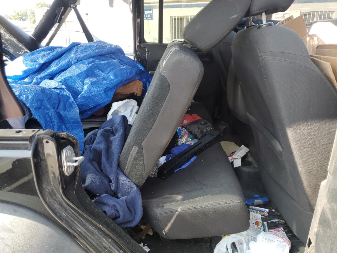 2016 Jeep Wrangler VIN 1C4BJWDG1GL273697 Copart auction photo, all over damage thumbnail 10