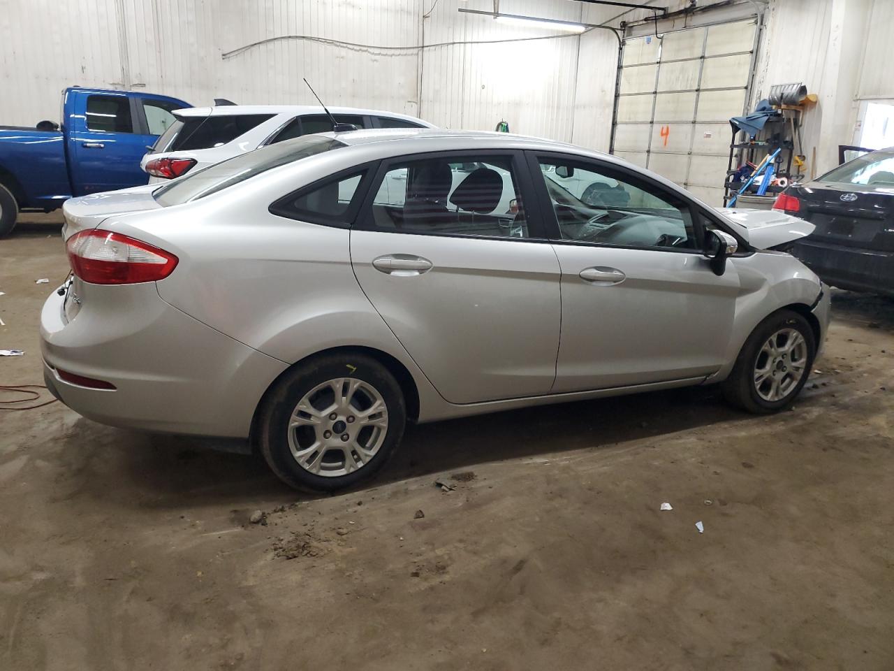 2015 Ford Fiesta VIN 3FADP4BJXFM214211 Copart auction photo, front end damage thumbnail 3