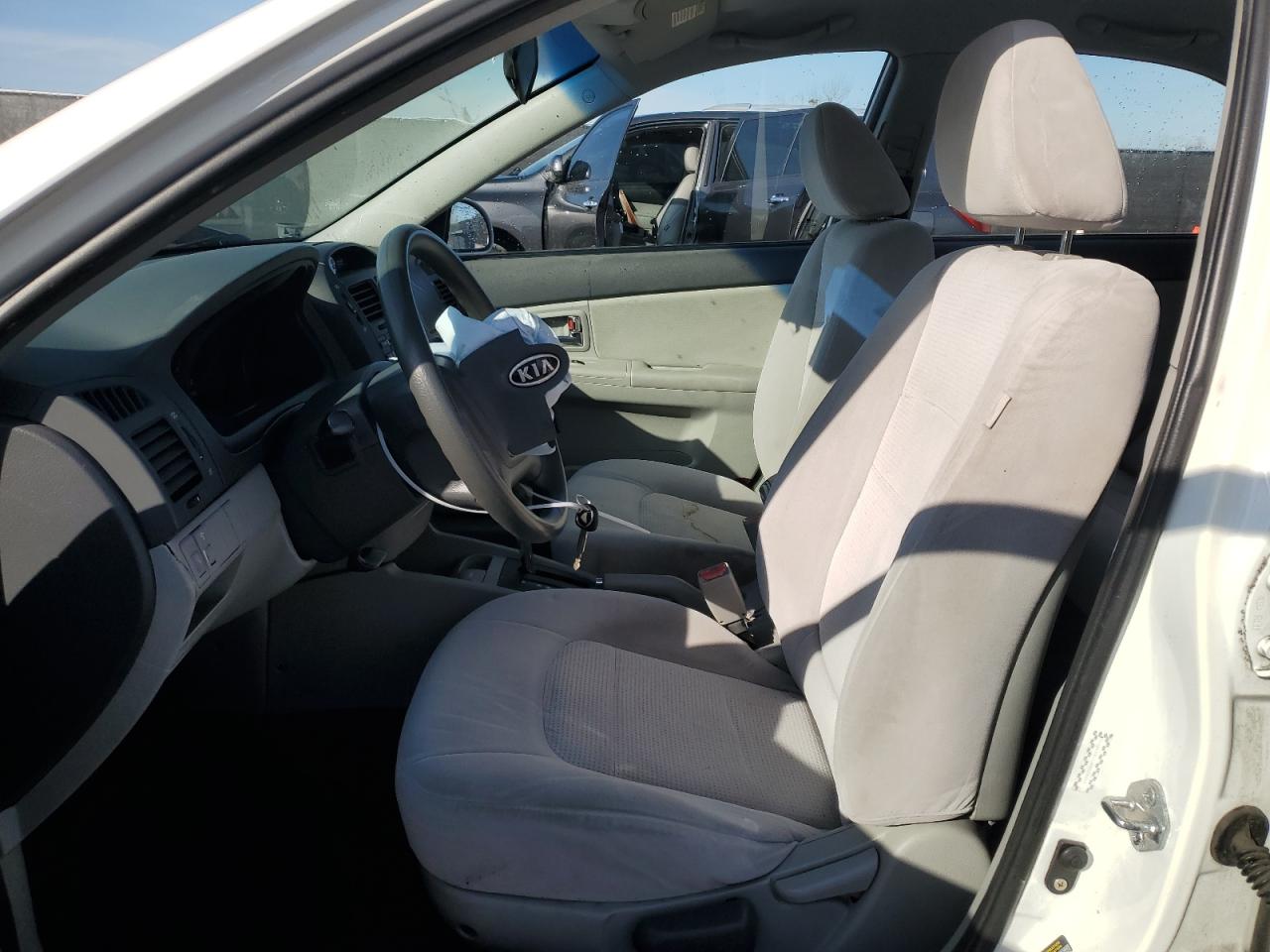 2008 KIA Spectra VIN KNAFE121385526433 Copart auction photo, front end / side damage thumbnail 7