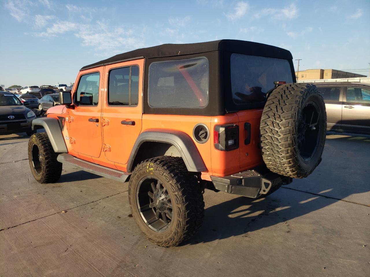2018 Jeep Wrangler VIN 1C4HJXDG7JW234229 Copart auction photo, front end damage thumbnail 2