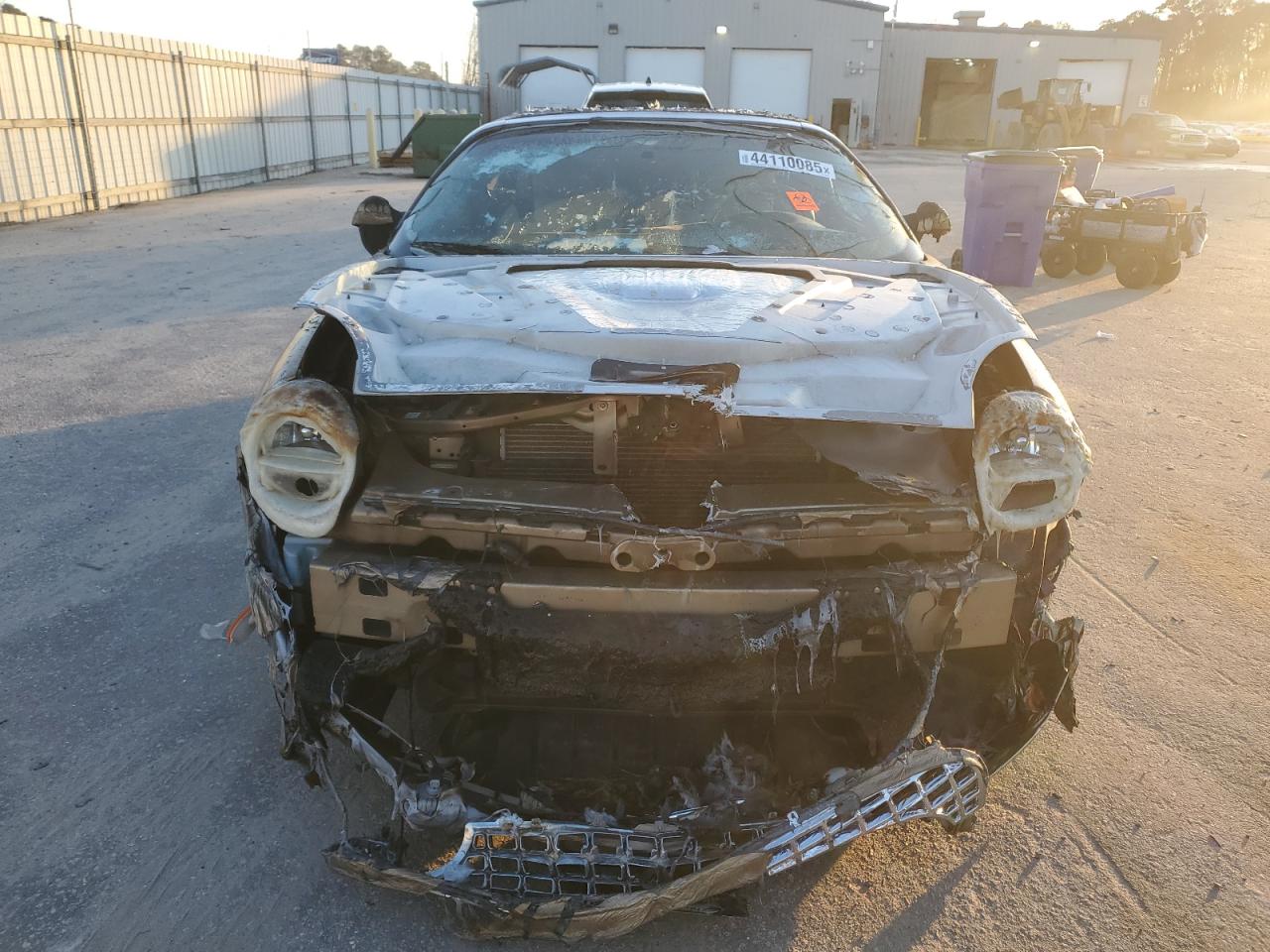 2005 Ford Thunderbird VIN 1FAHP60A85Y102946 Copart auction photo, burn damage thumbnail 5