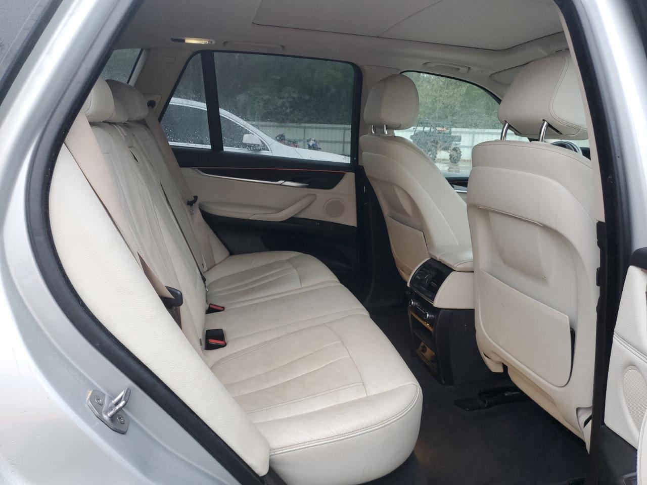 2016 BMW X5 VIN 5UXKR0C52G0P27798 Copart auction photo, side / rear end damage thumbnail 11