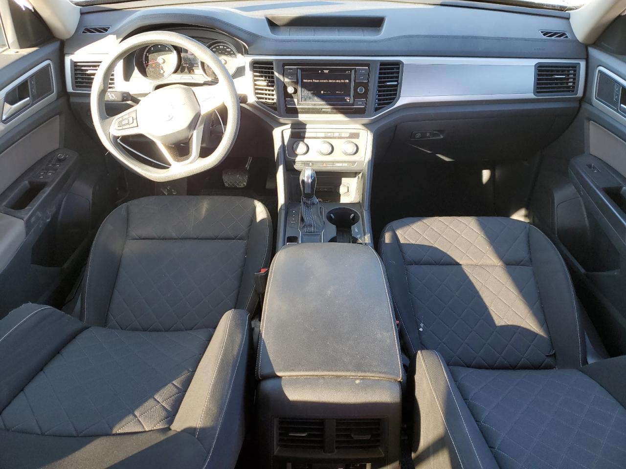 2021 Volkswagen Atlas VIN 1V2AP2CA8MC610439 Copart auction photo, side / rear end damage thumbnail 8