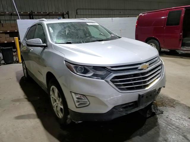 2019 Chevrolet Equinox VIN 2GNAXXEV5K6288239 Copart auction photo, front end / side damage thumbnail 11