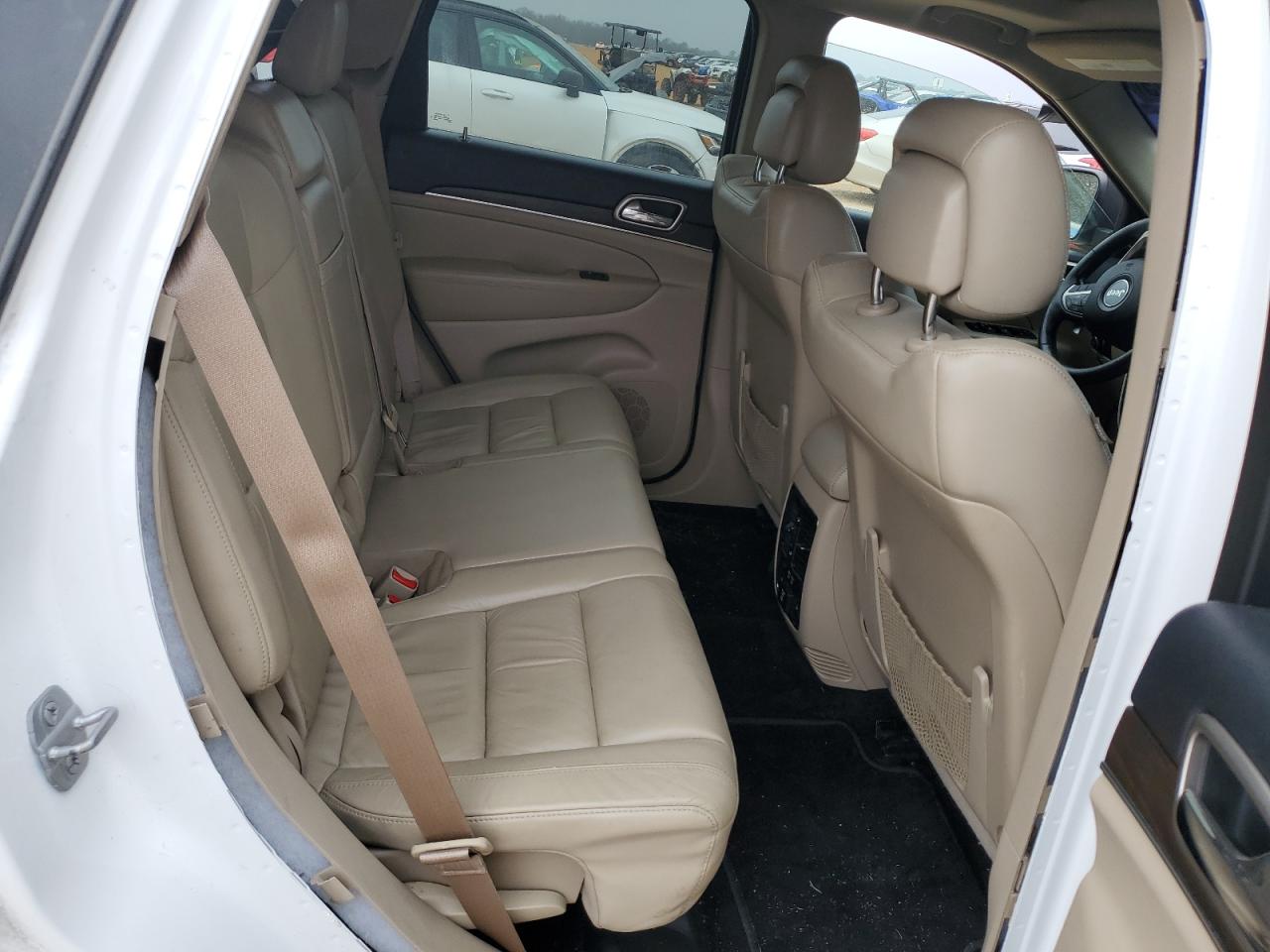 2014 Jeep Grand Cherokee VIN 1C4RJFBG9EC356826 Copart auction photo, rear end / minor dent/scratches damage thumbnail 11