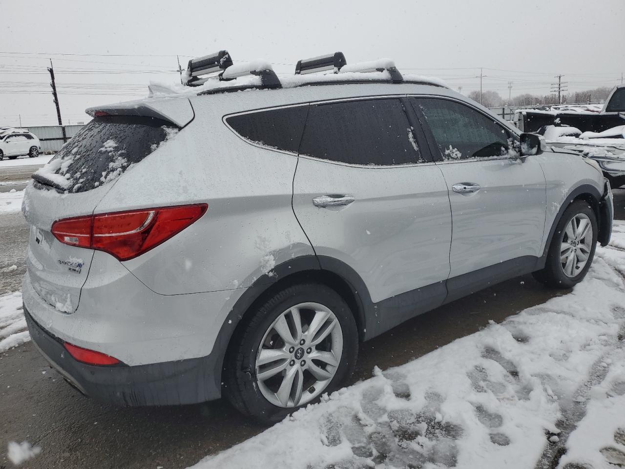 2015 Hyundai Santa Fe VIN 5XYZW4LA1FG294397 Copart auction photo, front end / mechanical damage thumbnail 3