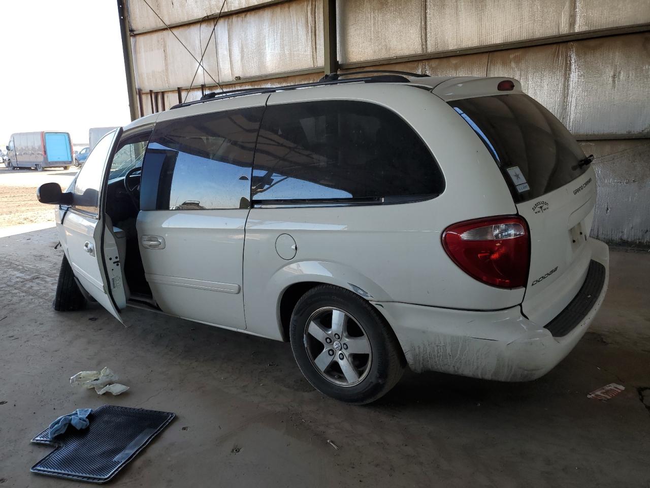 2007 Dodge Caravan VIN 2D4GP44L97R295110 Copart auction photo, front end / side damage thumbnail 2