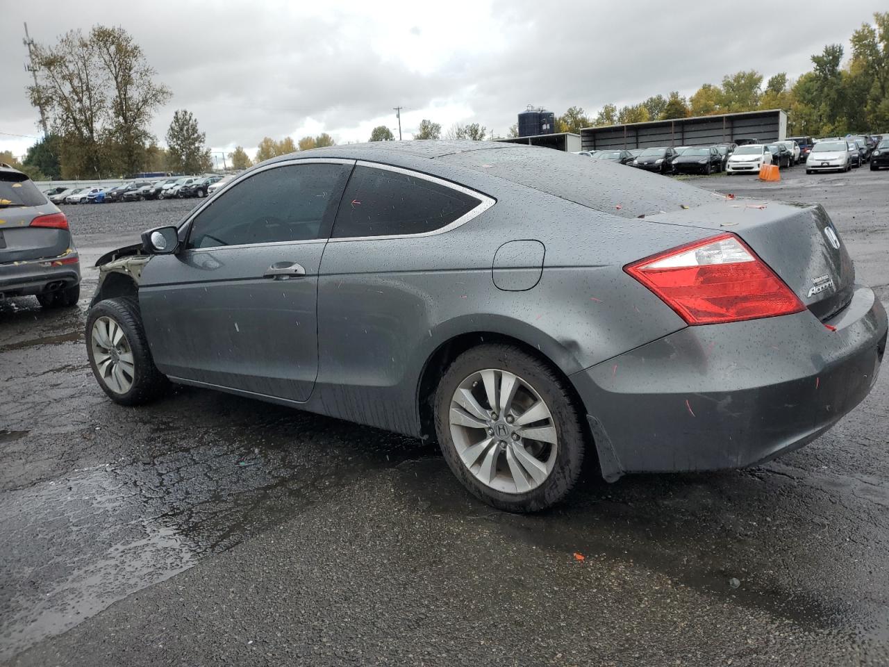 2010 Honda Accord VIN 1HGCS1B30AA000145 Copart auction photo, front end / minor dent/scratches damage thumbnail 2