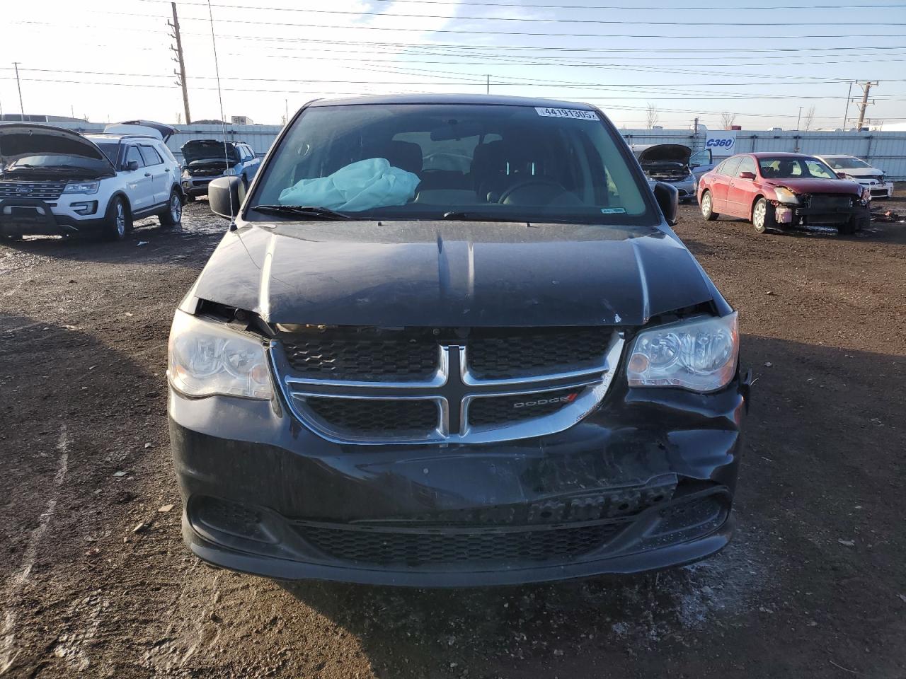 2014 Dodge Caravan VIN 2C4RDGBG5ER201758 Copart auction photo, front end damage thumbnail 5