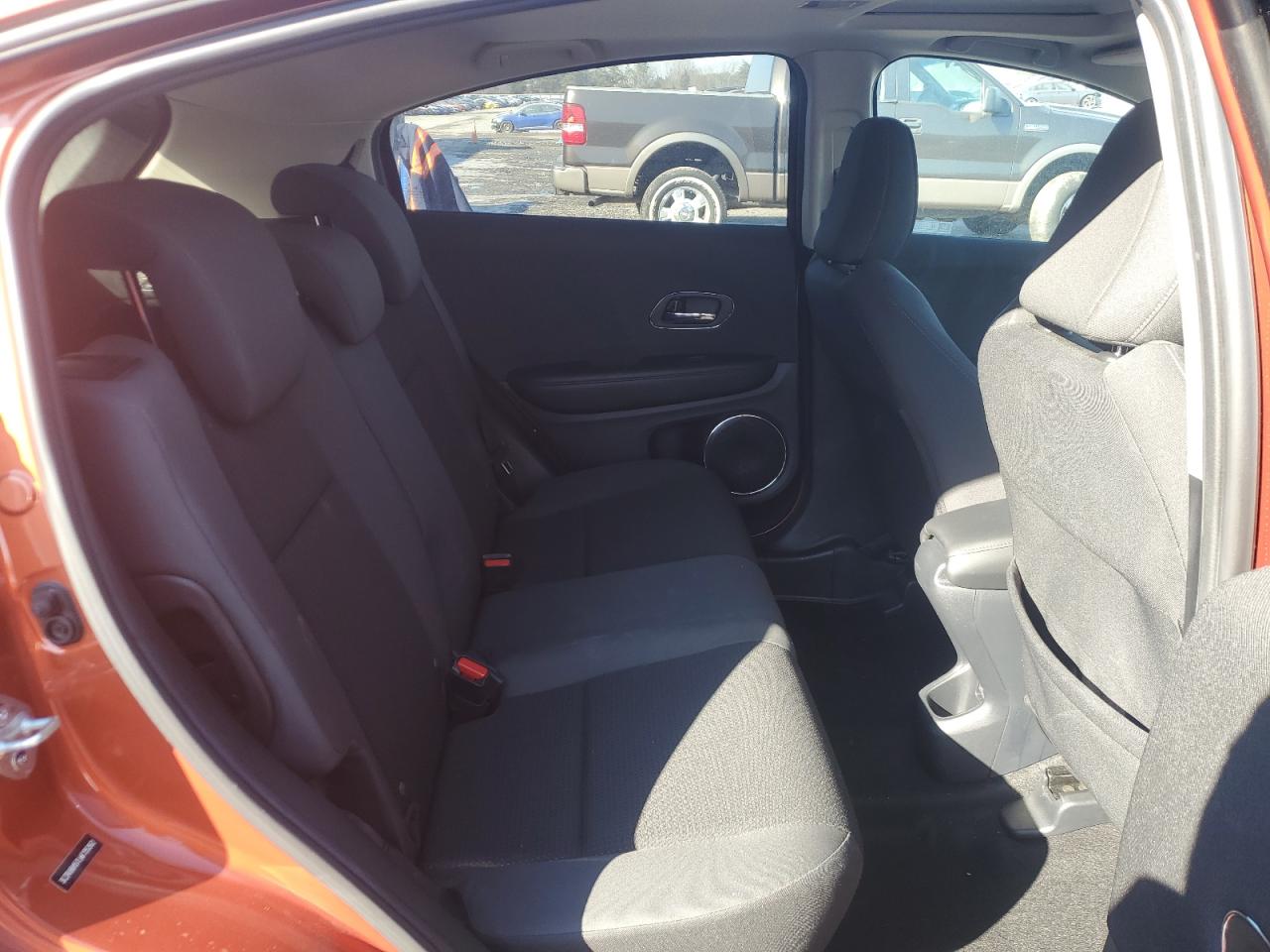 2020 Honda HR-V VIN 3CZRU6H57LM735262 Copart auction photo, front end / minor dent/scratches damage thumbnail 11