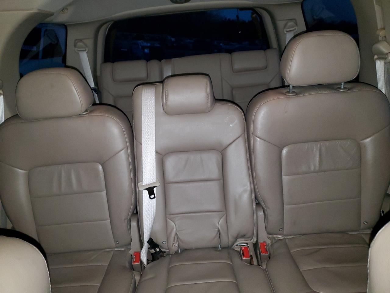 2006 Ford Expedition VIN 1FMPU20516LA38155 Copart auction photo, front end / side damage thumbnail 10