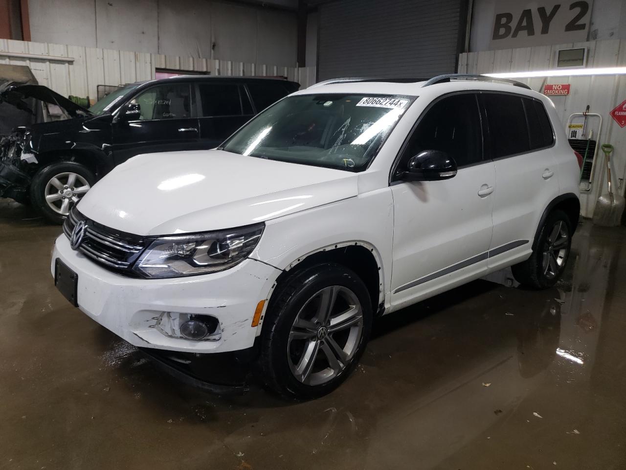 2017 Volkswagen Tiguan VIN WVGTV7AX4HK011923