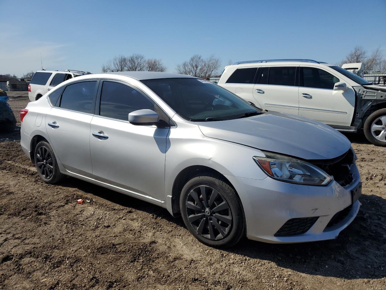 2019 Nissan Sentra VIN 3N1AB7AP8KY266008 Copart auction photo, front end / minor dent/scratches damage thumbnail 4