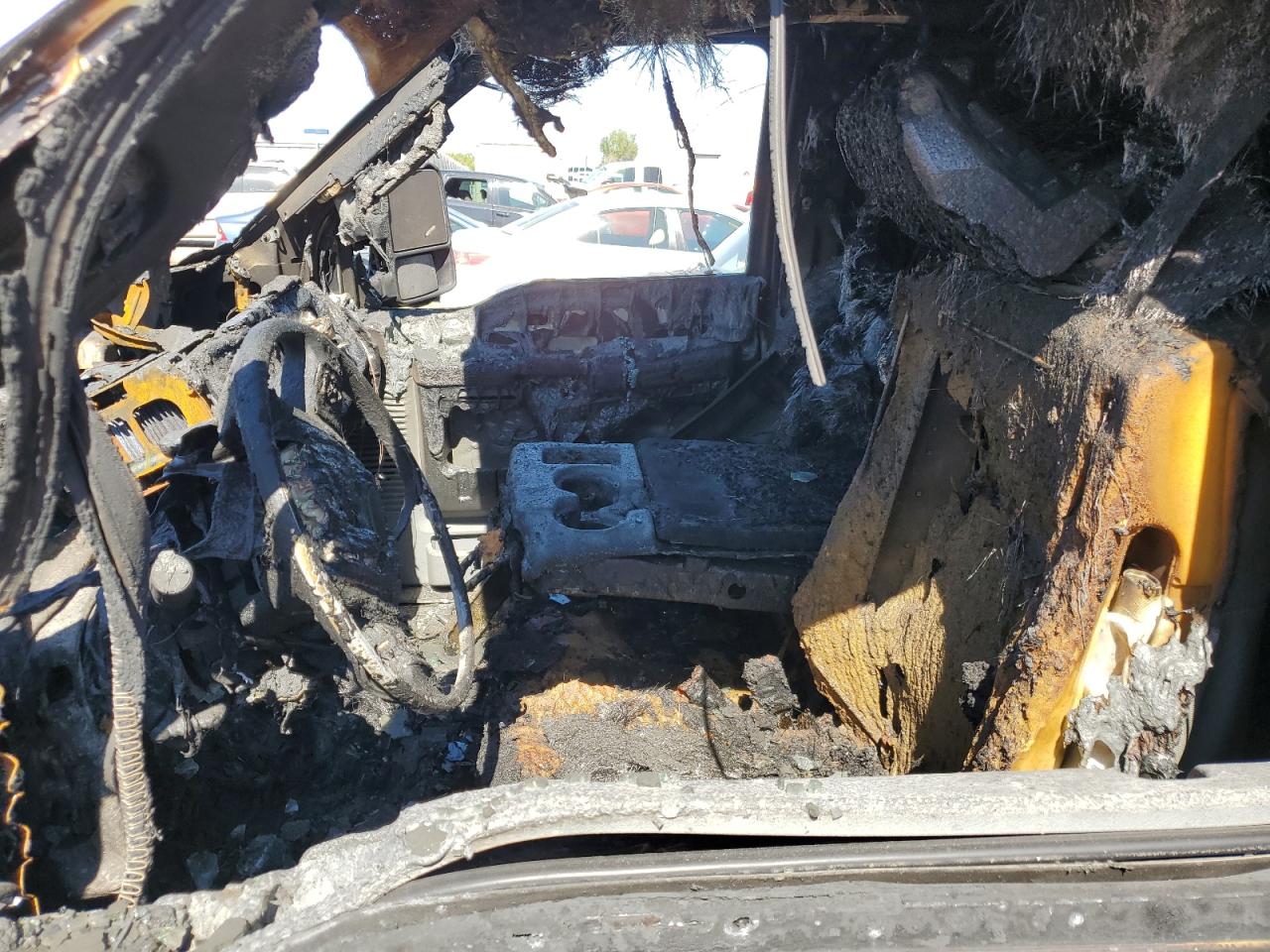 2016 Ford F250 VIN 1FT7X2B67GEC99961 Copart auction photo, burn damage thumbnail 7