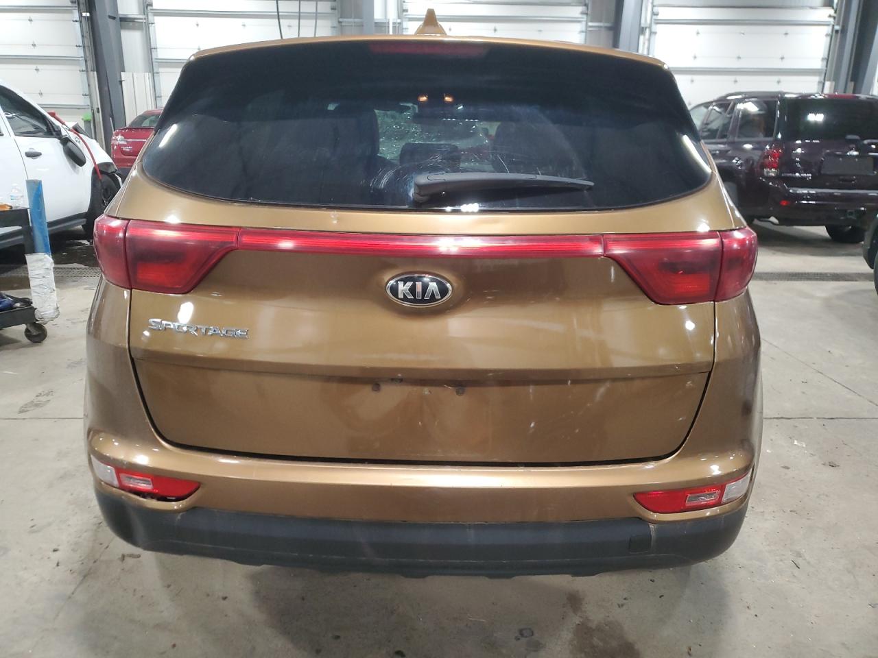 2017 KIA Sportage VIN KNDPMCAC7H7185681 Copart auction photo, front end damage thumbnail 6