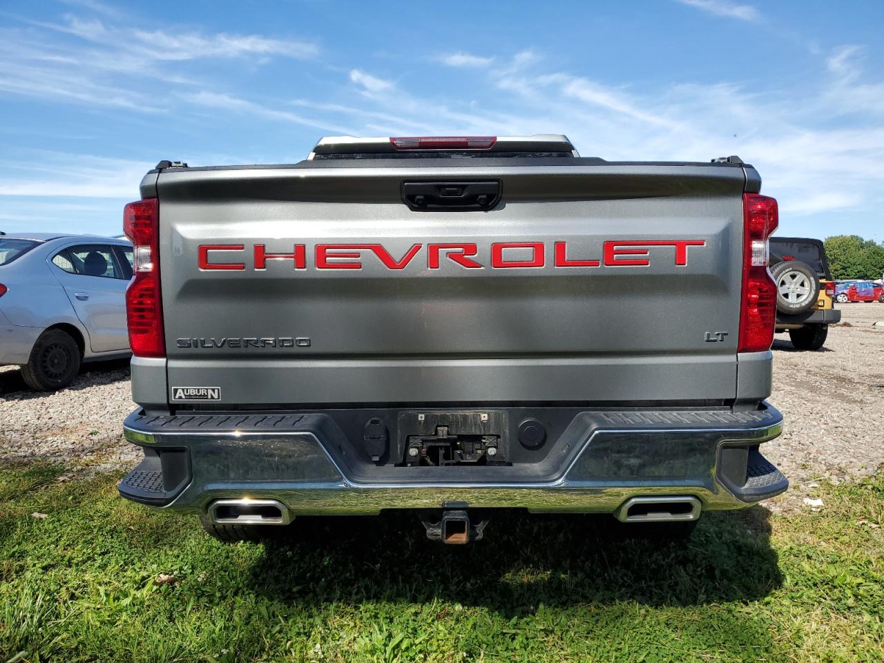 2023 Chevrolet Silverado VIN 1GCUDDE86PZ197371 Copart auction photo, front end / side damage thumbnail 6