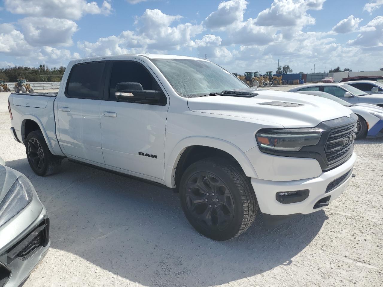 2021 RAM 1500 VIN 1C6SRFHT8MN614519 Copart auction photo, minor dent/scratches / normal wear damage thumbnail 4