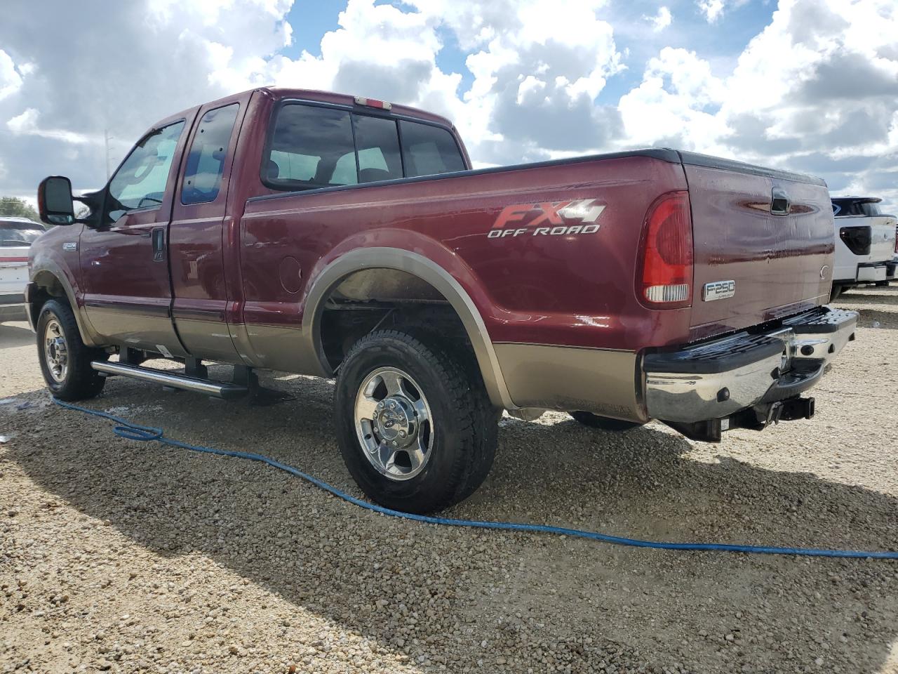2005 Ford F250 VIN 1FTSX21545EA06954 Copart auction photo, water/flood damage thumbnail 2