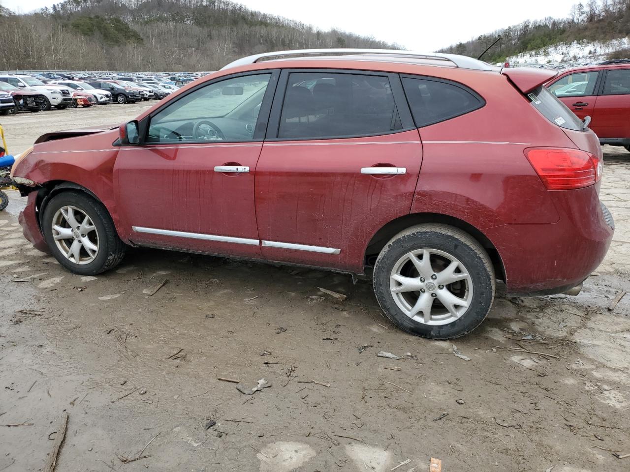 2011 Nissan Rogue VIN JN8AS5MV9BW253081 Copart auction photo, front end / side damage thumbnail 2
