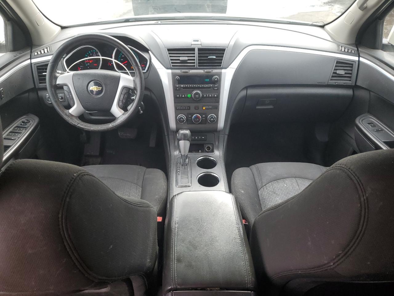 2011 Chevrolet Traverse VIN 1GNKRGED6BJ179541 Copart auction photo, side / hail damage thumbnail 8